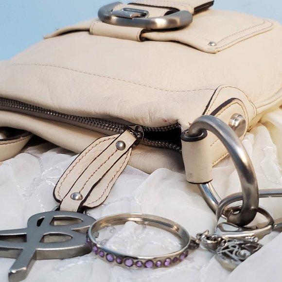B. Makowsky Cream Leather Bag - Picture 7 of 16
